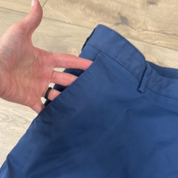 IZOD Men's Performance Sportsflex Bi-Stretch Chino Navy Blue Pants - Picture 6 of 11